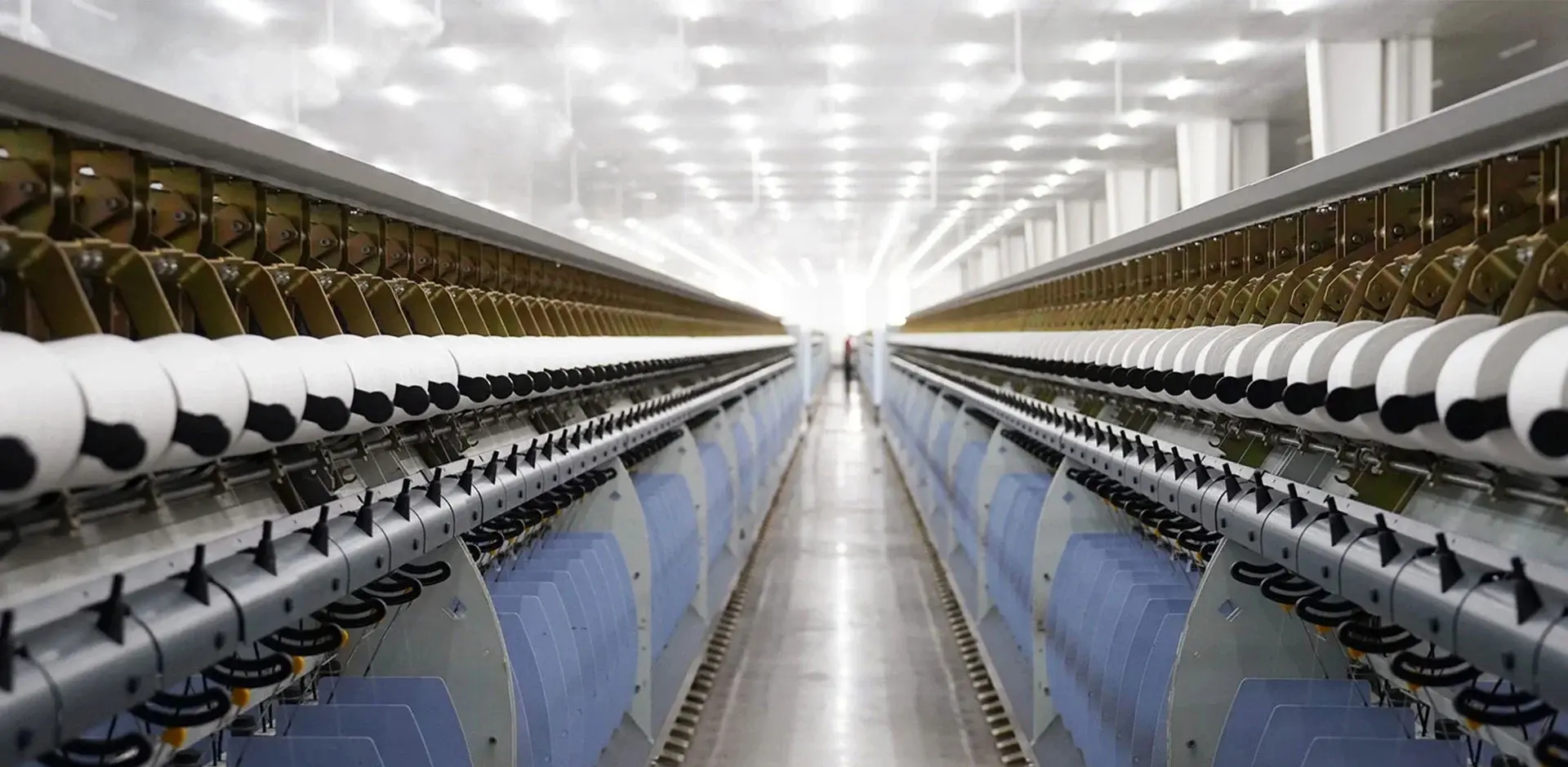 Máquina de torsión textil
